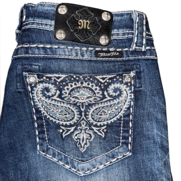 Miss Me JW5123B8 Blue Embellished Boot Cut Jeans Size 30 Rhinestone Details - Picture 1 of 10
